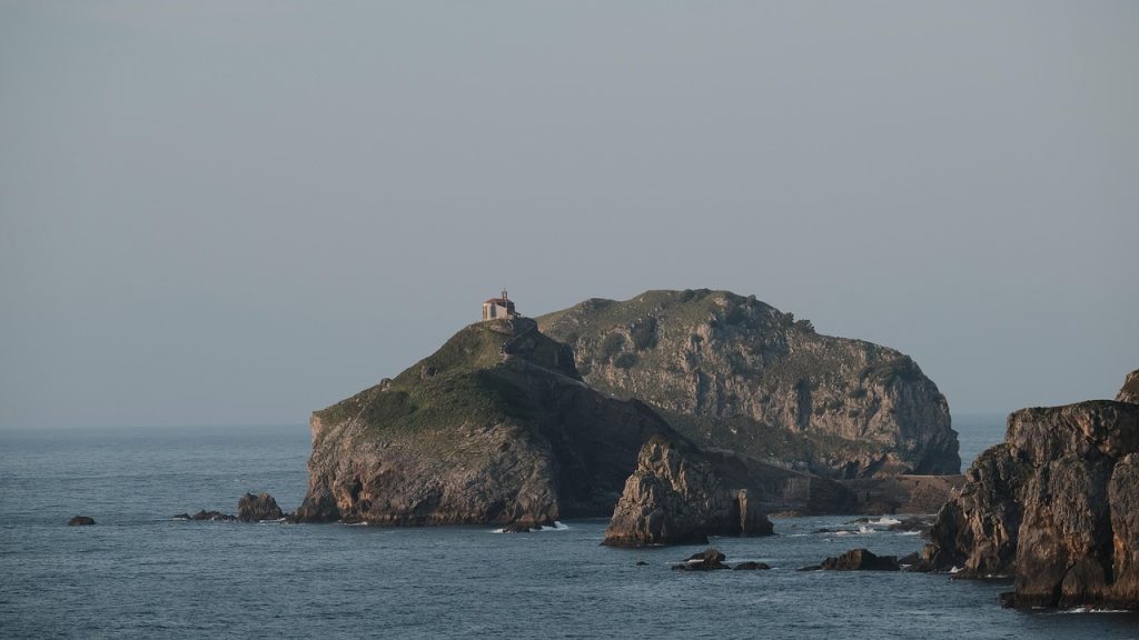 church, rock dragon, sea, coast, gaztelugatxe, island, bizkaia, nature, biscay, bermeo, bakio, mystic, game of thrones